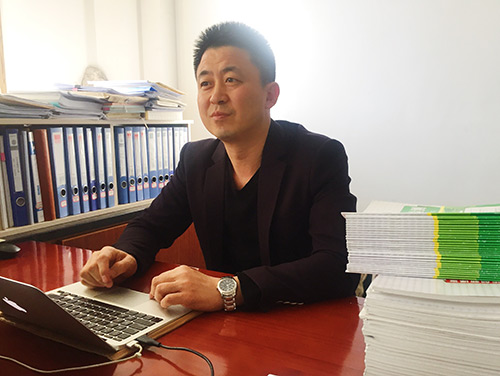 原新国.jpg 原新国.jpg